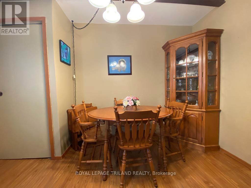 B23 - 9910 Northville Crescent, Lambton Shores, Ontario  N0M 2N0 - Photo 15 - X12200793
