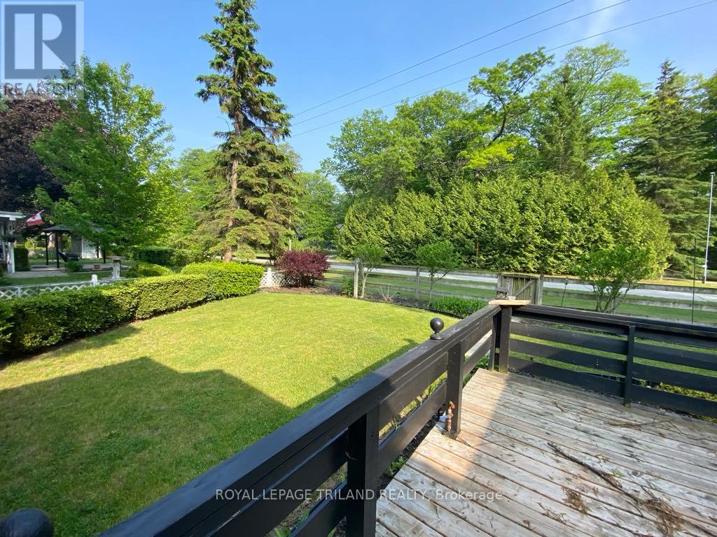 B23 - 9910 Northville Crescent, Lambton Shores, Ontario  N0M 2N0 - Photo 32 - X12200793