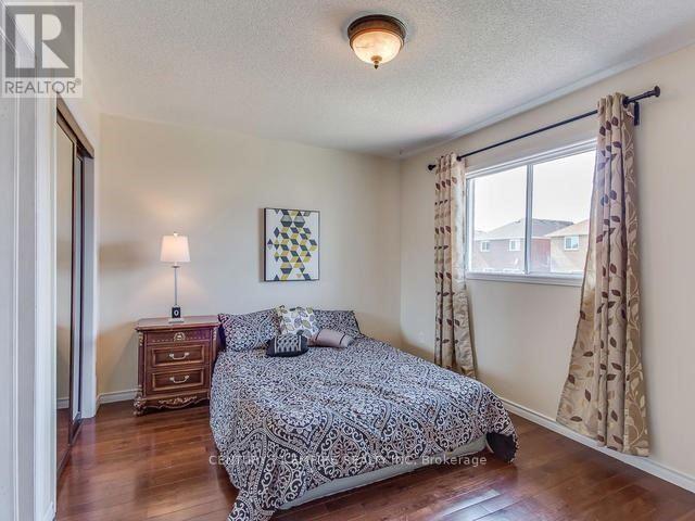 122 Muirland Crescent, Brampton, Ontario  L6X 4G2 - Photo 10 - W12200682
