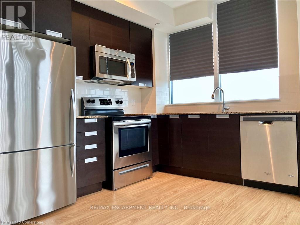 2307 - 75 Eglington Avenue W, Mississauga, Ontario  L5R 0E5 - Photo 9 - W12200684