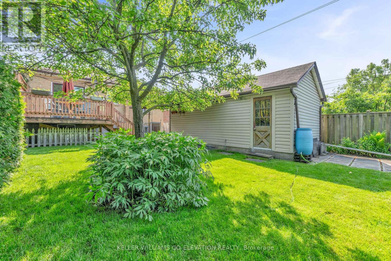 10 Robindale Avenue, Toronto, Ontario  M8W 4A9 - Photo 40 - W12200694