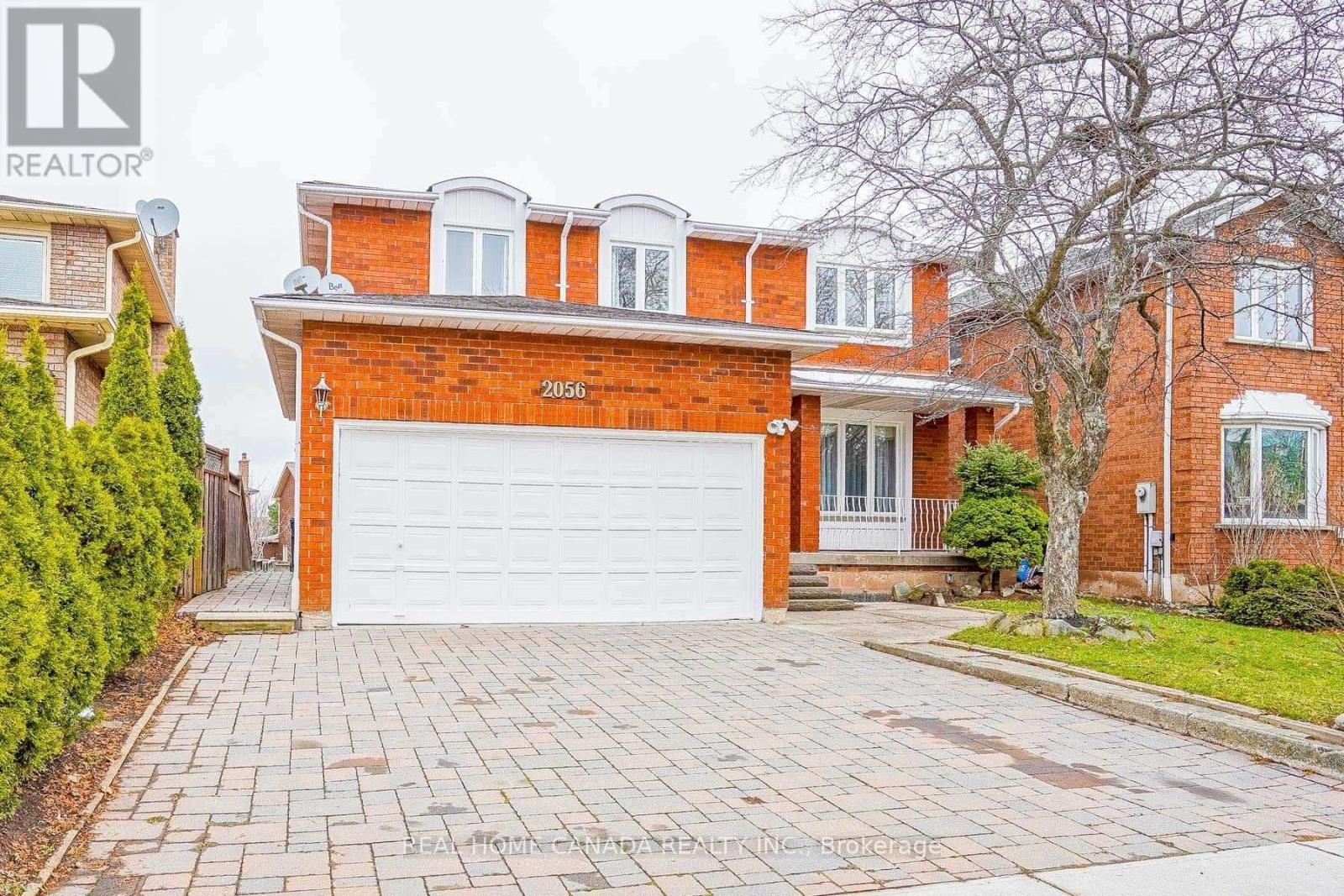W/o Bsmt - 2056 Wincanton Crescent, Mississauga, Ontario  L5M 3E2 - Photo 1 - W12200698