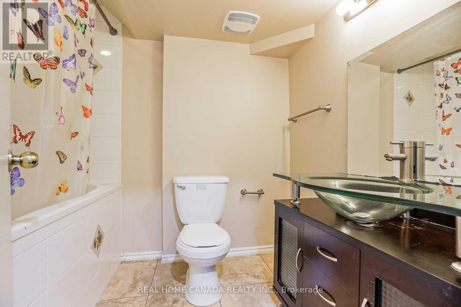 W/o Bsmt - 2056 Wincanton Crescent, Mississauga, Ontario  L5M 3E2 - Photo 2 - W12200698
