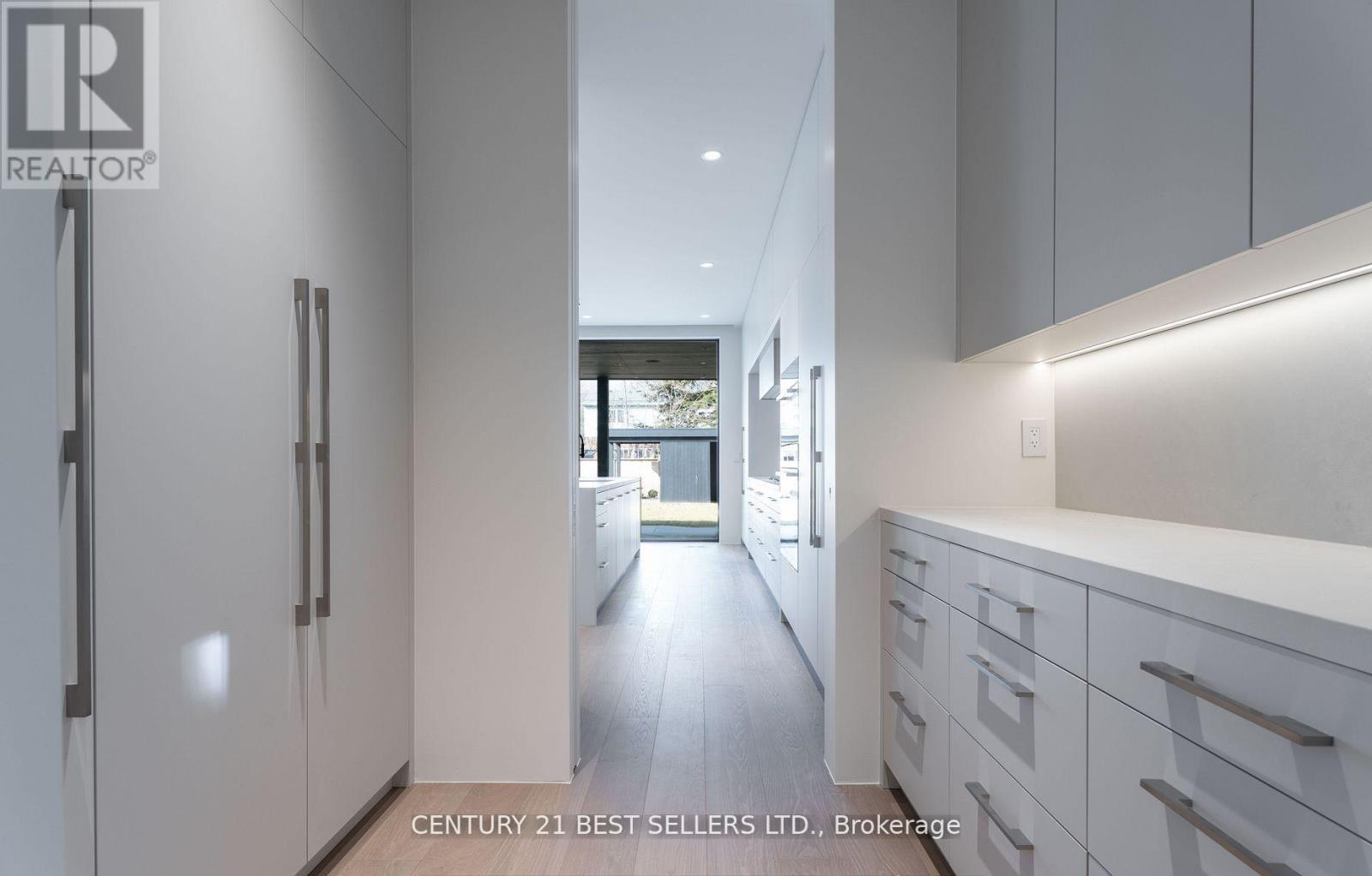 119 Cumberland Drive, Mississauga, Ontario  L5G 3N3 - Photo 11 - W12200700