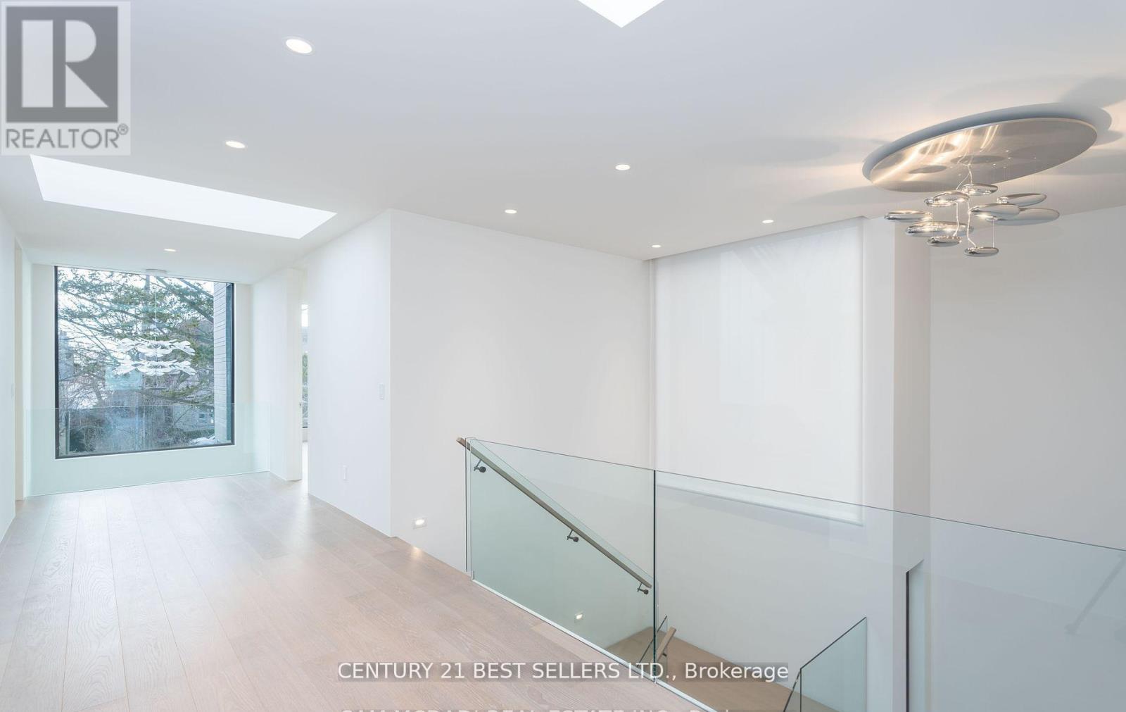 119 Cumberland Drive, Mississauga (Port Credit), Ontario  L5G 3N3 - Photo 14 - W12200700