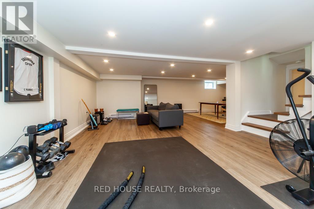 29 Pinewood Trail, Mississauga, Ontario  L5G 2L2 - Photo 29 - W12188840