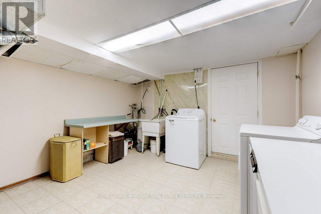 114 Second Road E, Hamilton, Ontario  L8J 3J2 - Photo 31 - X12056706