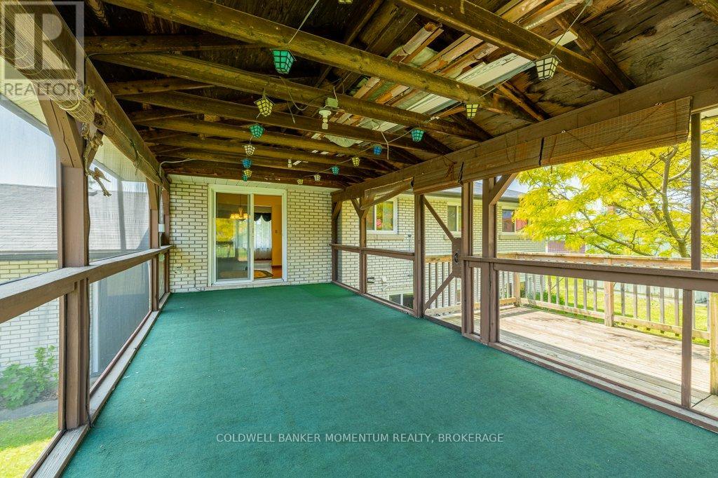 82 Mcdonald Avenue, Thorold (Thorold Downtown), Ontario  L2V 3E7 - Photo 33 - X12200740