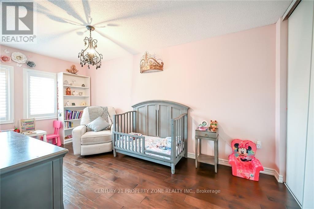 40 Frances Avenue, Hamilton, Ontario  L8E 5V6 - Photo 28 - X12200686