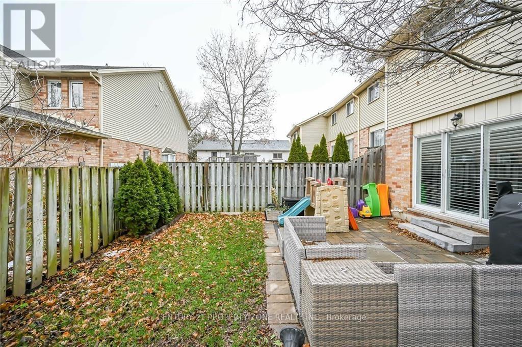 40 Frances Avenue, Hamilton, Ontario  L8E 5V6 - Photo 35 - X12200686