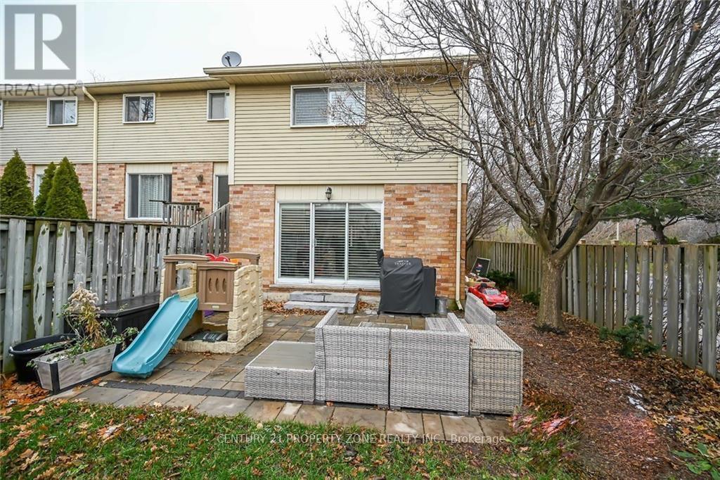 40 Frances Avenue, Hamilton, Ontario  L8E 5V6 - Photo 36 - X12200686