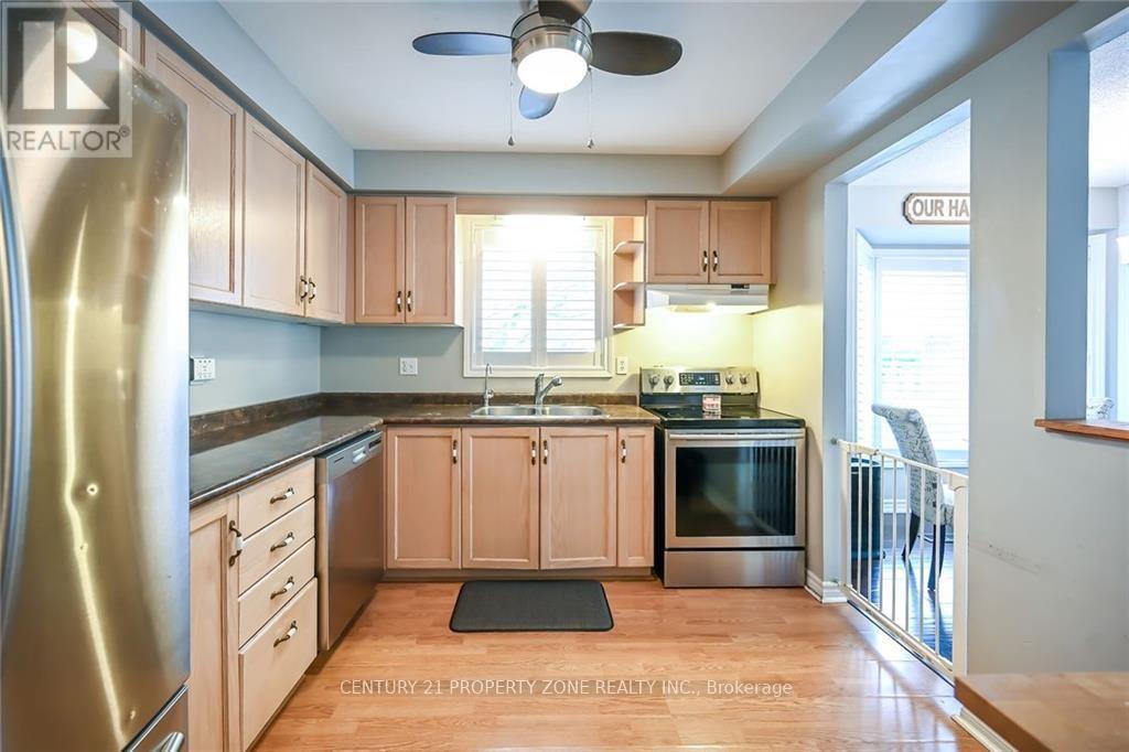 40 Frances Avenue, Hamilton, Ontario  L8E 5V6 - Photo 4 - X12200686