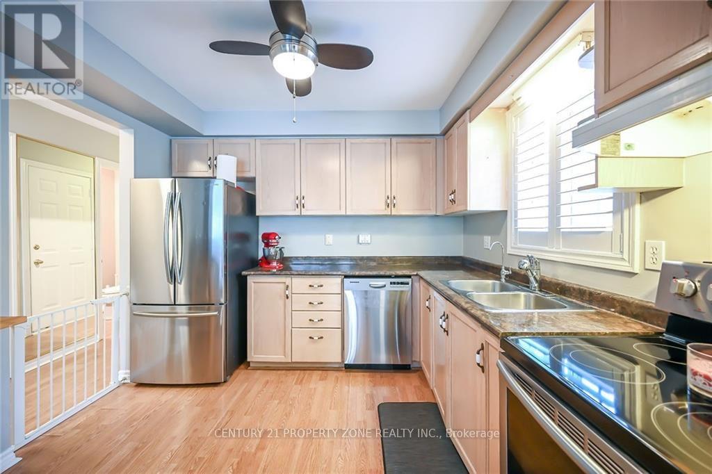 40 Frances Avenue, Hamilton, Ontario  L8E 5V6 - Photo 5 - X12200686