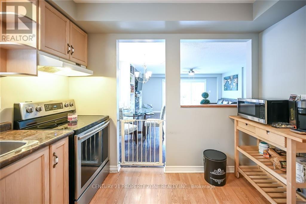 40 Frances Avenue, Hamilton, Ontario  L8E 5V6 - Photo 6 - X12200686
