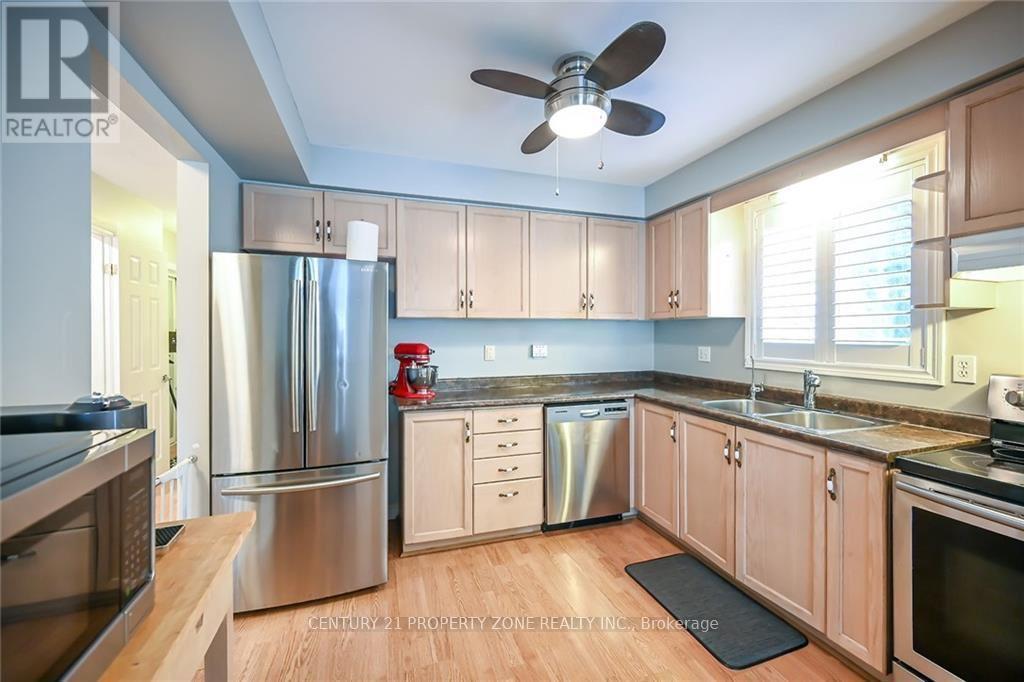 40 Frances Avenue, Hamilton, Ontario  L8E 5V6 - Photo 7 - X12200686