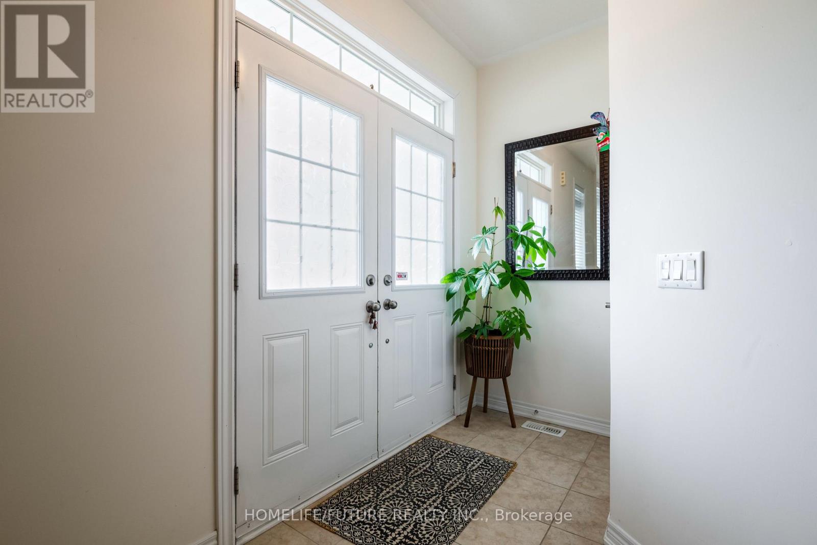 544 Brett Street, Shelburne, Ontario  L9V 3V5 - Photo 4 - X12200691