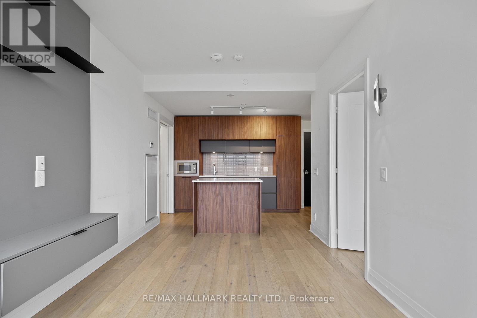 403 - 151 Avenue Road, Toronto, Ontario  M5R 2H7 - Photo 4 - C12200756