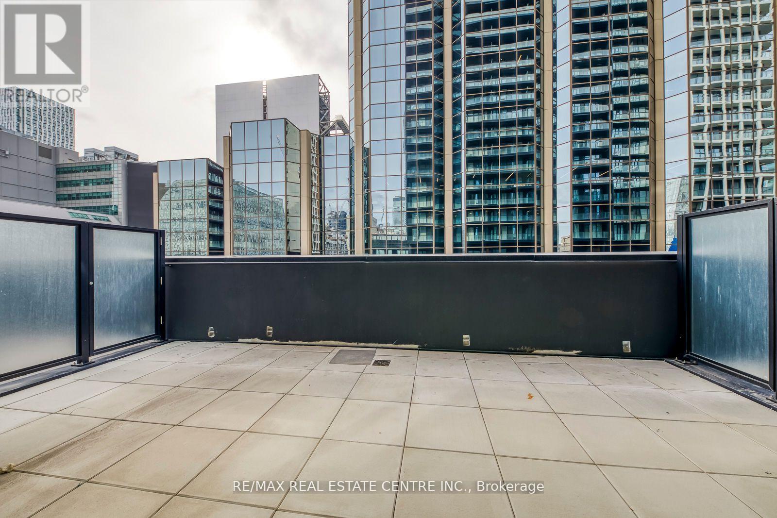 406 - 20 Edward Street, Toronto (Bay Street Corridor), Ontario  M5G 1C9 - Photo 15 - C12200767