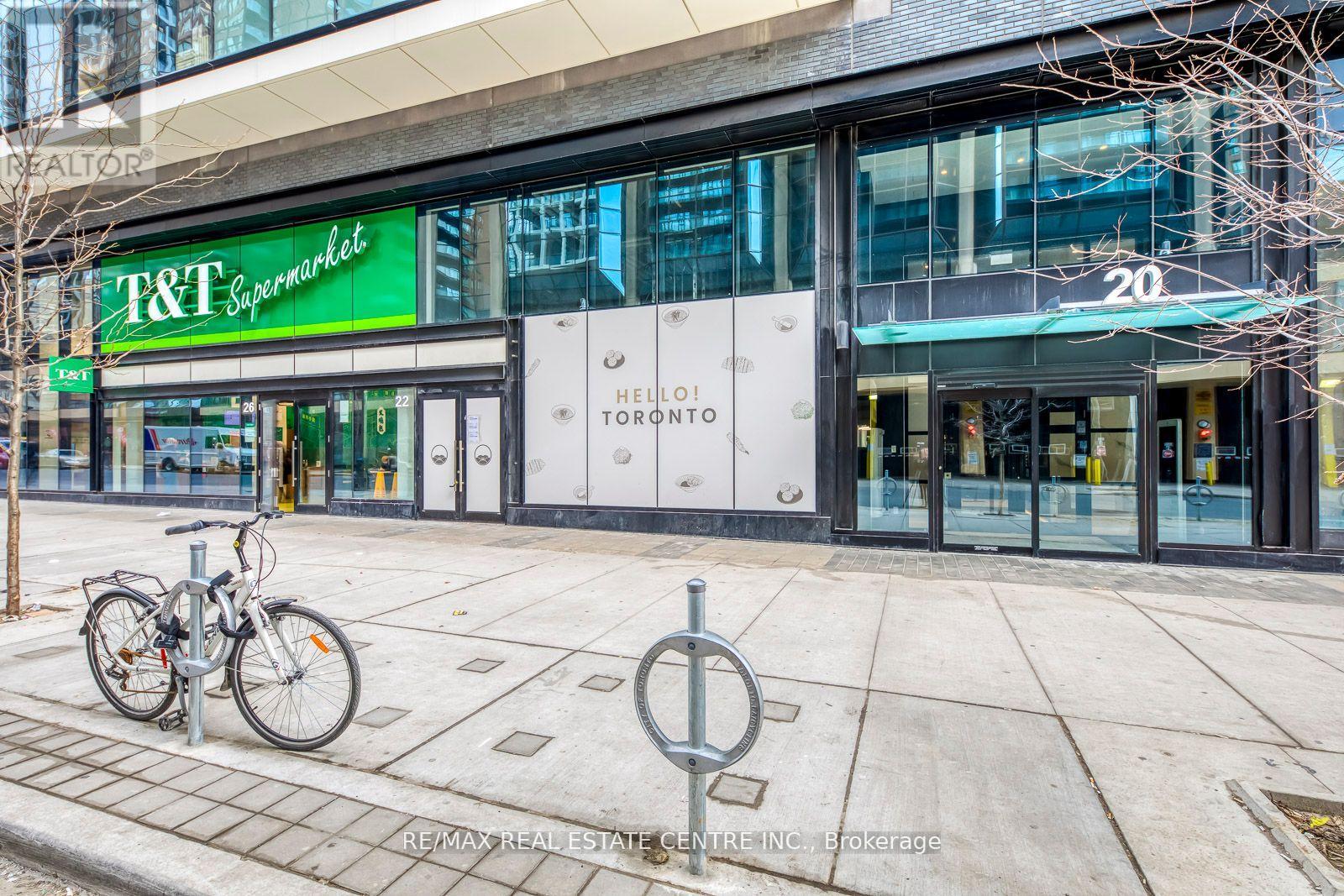 406 - 20 Edward Street, Toronto, Ontario  M5G 1C9 - Photo 3 - C12200767