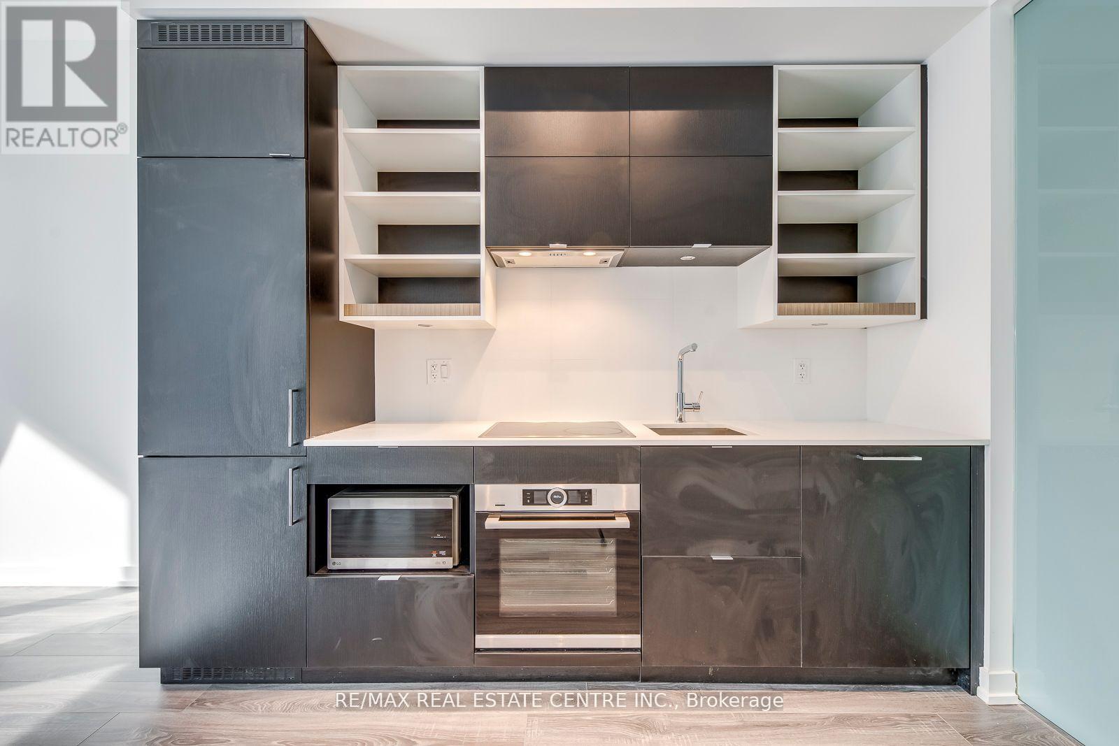406 - 20 Edward Street, Toronto, Ontario  M5G 1C9 - Photo 8 - C12200767
