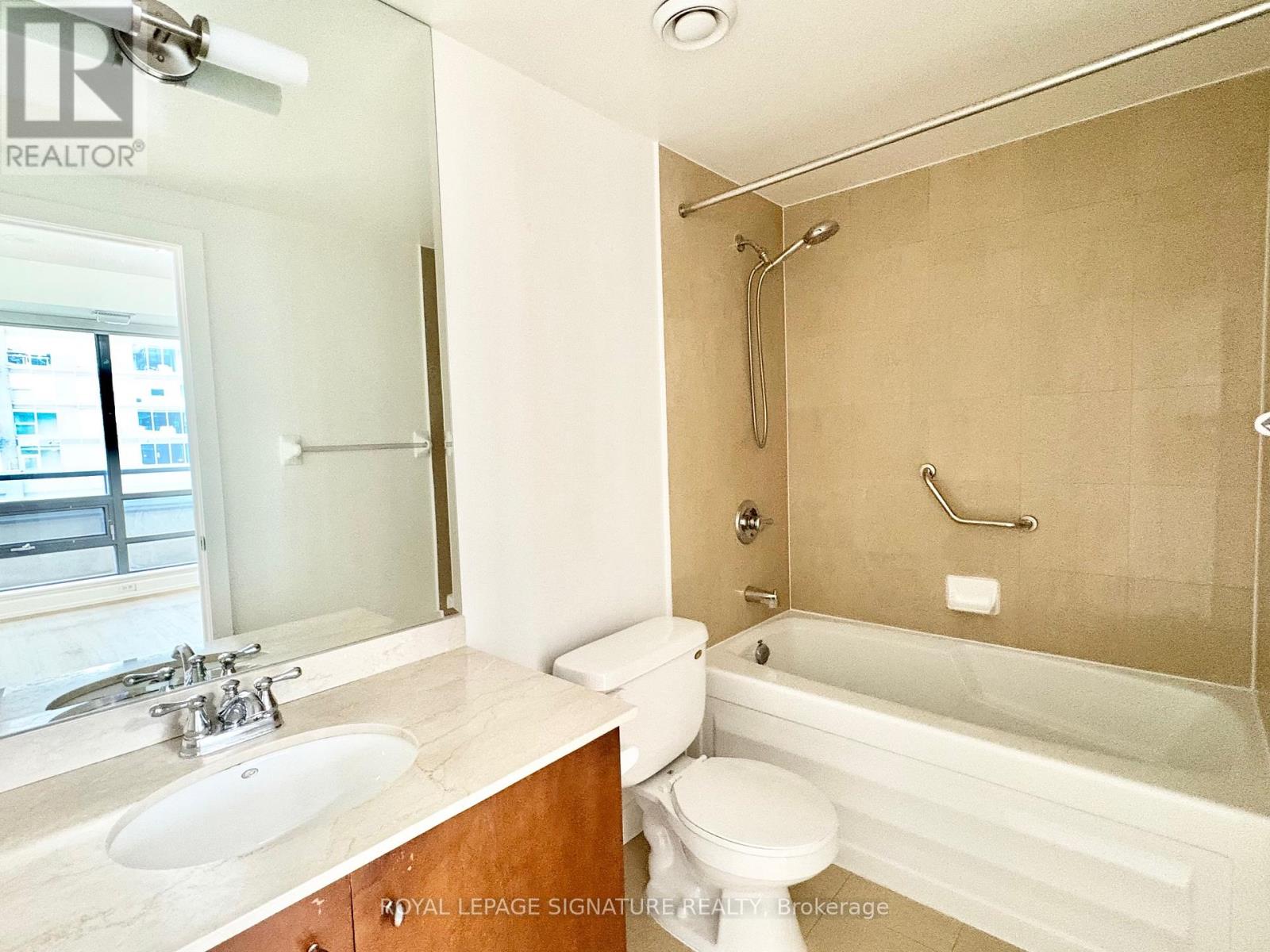 1115 - 438 King Street W, Toronto, Ontario  M5V 3T9 - Photo 14 - C12200770