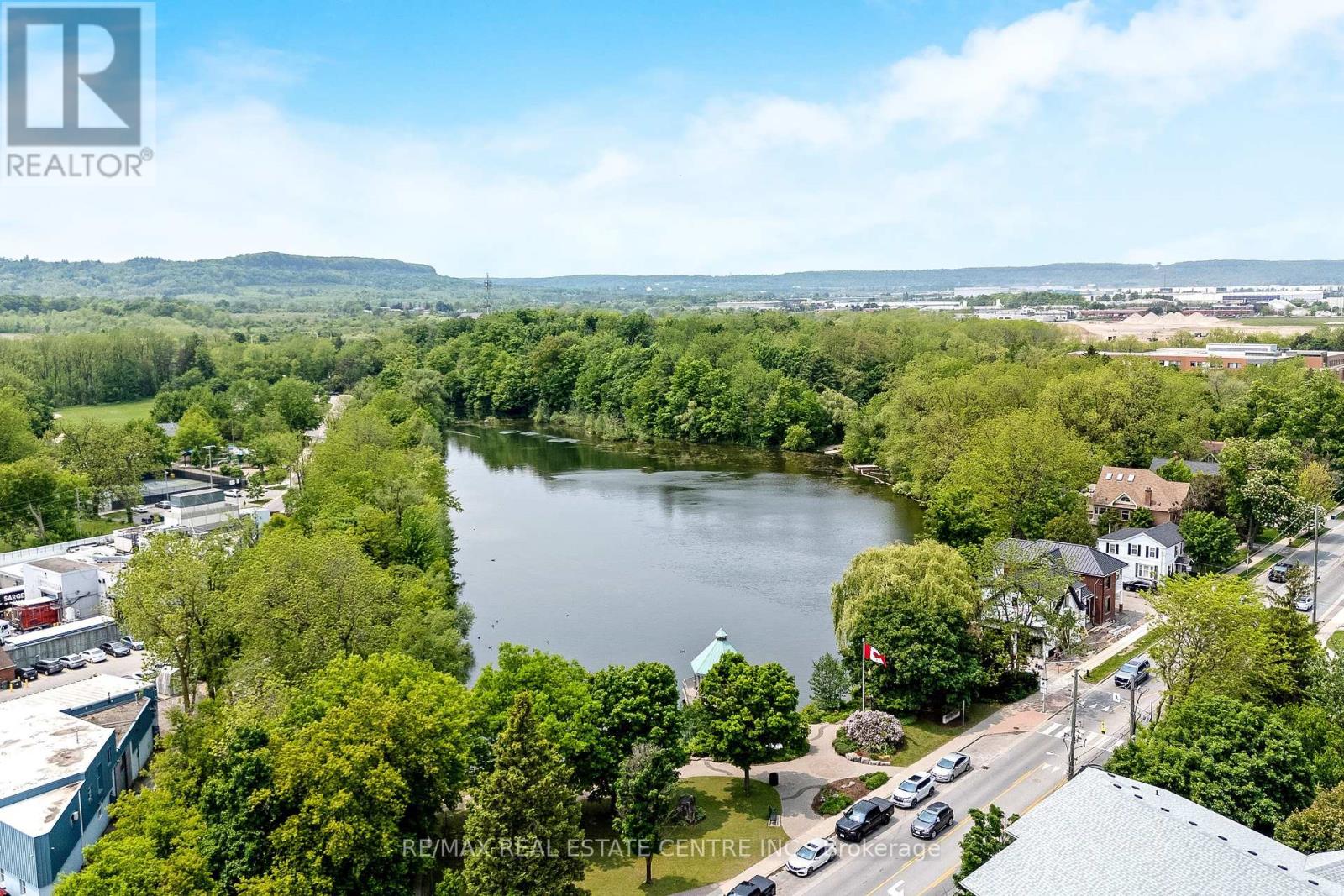 Ss01 - 100 Millside Drive, Milton, Ontario  L9T 5E2 - Photo 44 - W12200538
