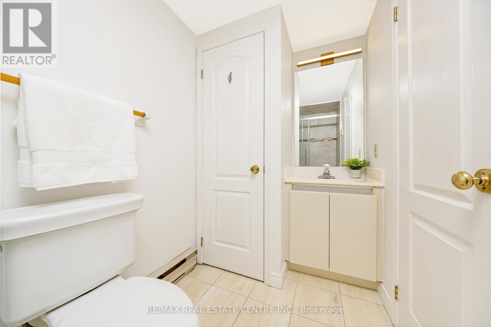 Ss01 - 100 Millside Drive, Milton, Ontario  L9T 5E2 - Photo 30 - W12200538