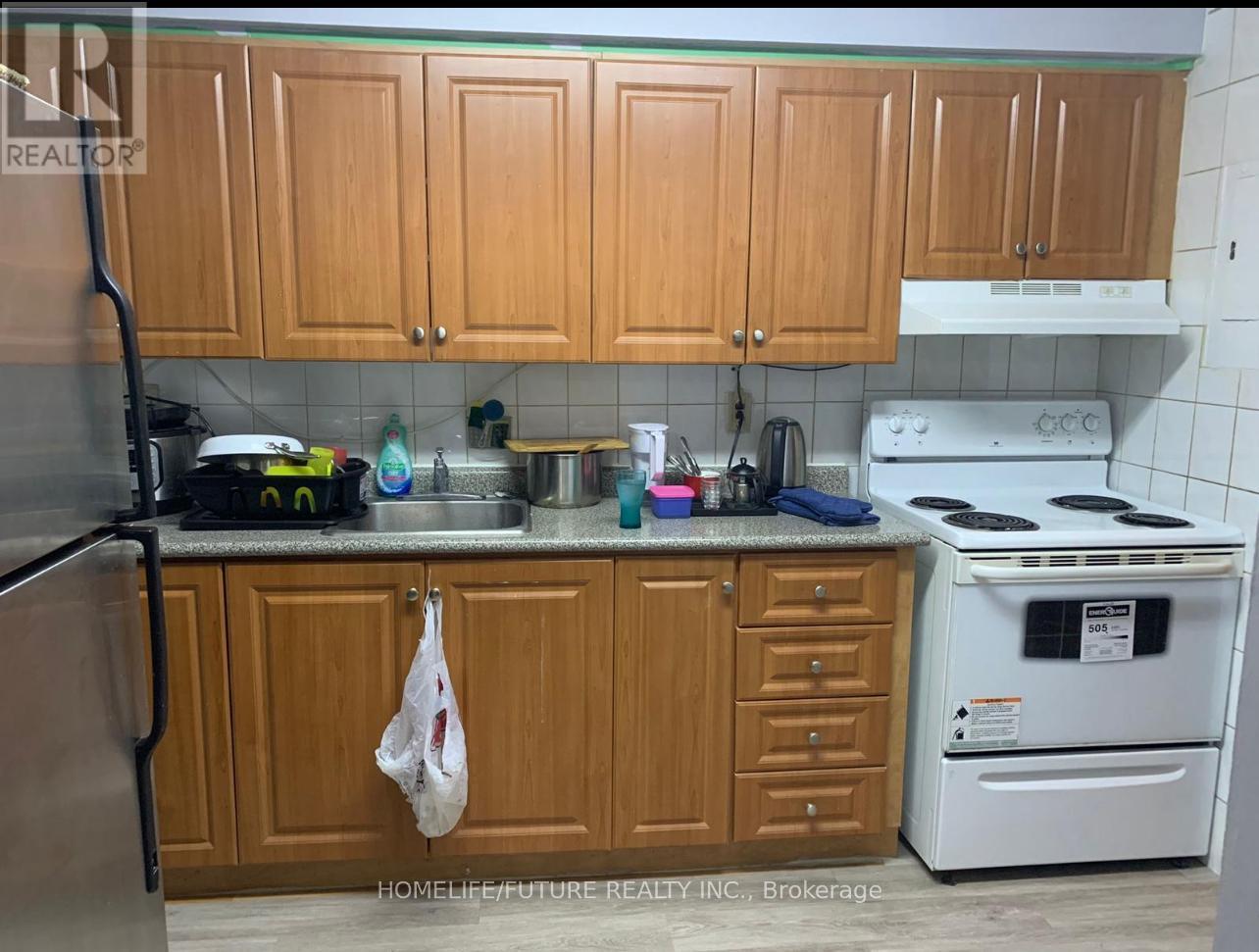 211 - 100 Dundalk Drive, Toronto, Ontario  M1P 4V2 - Photo 2 - E12200730