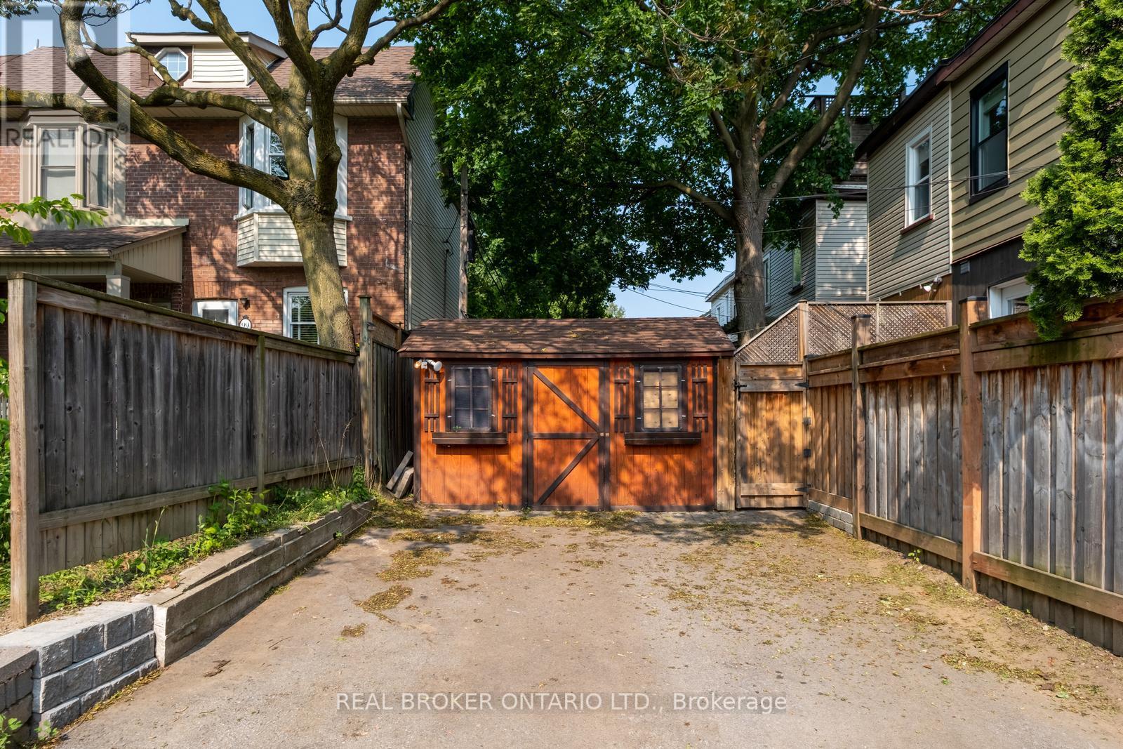 2 Baltic Avenue, Toronto (Danforth), Ontario  M4J 1S2 - Photo 26 - E12200741