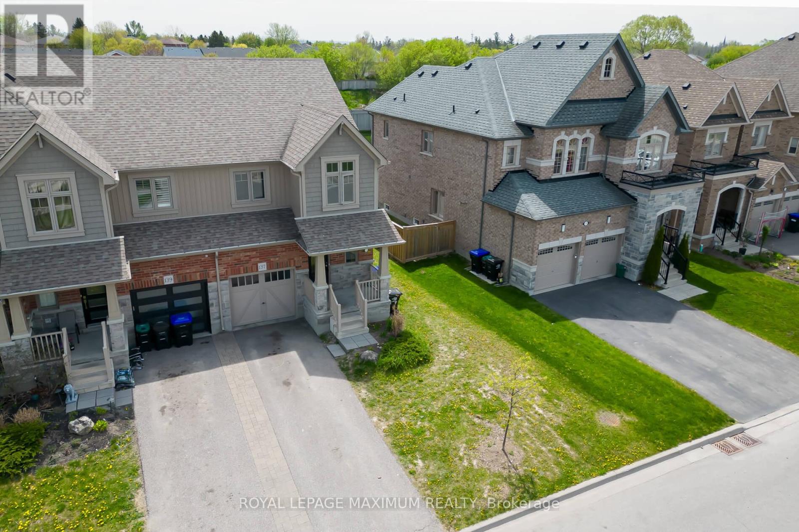 137 Hutchinson Drive, New Tecumseth, Ontario  L9R 0P6 - Photo 1 - N12200748