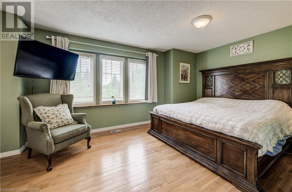 654 Inglis Falls Place, Waterloo, Ontario  N2V 2L4 - Photo 20 - 40738210