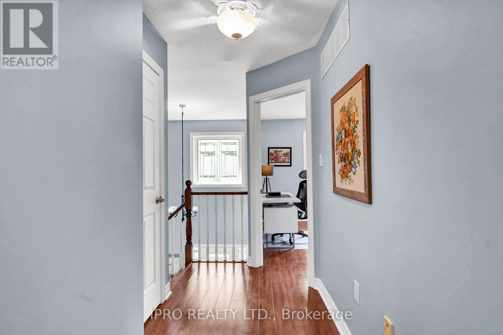1259 Stephenson Drive, Burlington, Ontario  L7S 2B3 - Photo 13 - W12200732