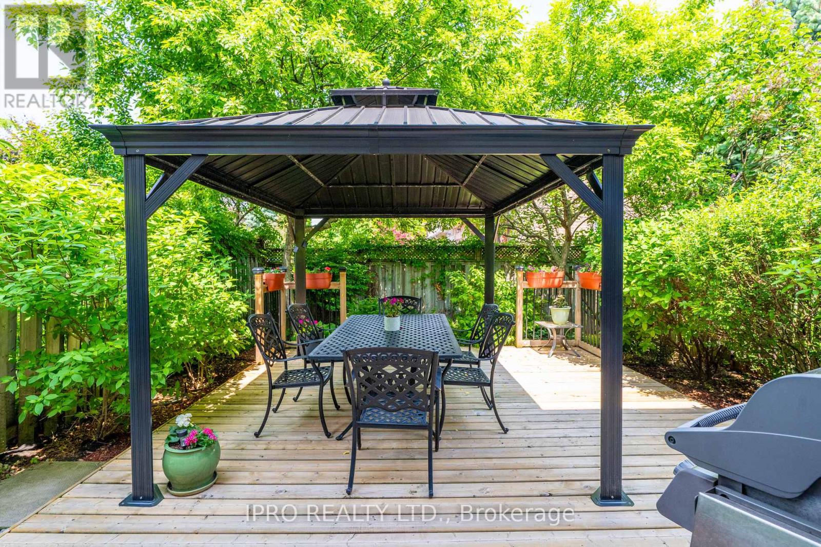 1259 Stephenson Drive, Burlington, Ontario  L7S 2B3 - Photo 29 - W12200732