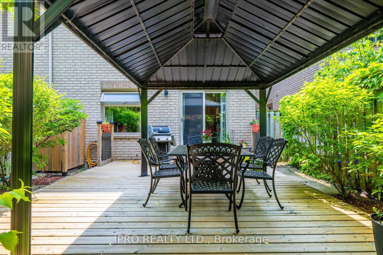 1259 Stephenson Drive, Burlington, Ontario  L7S 2B3 - Photo 30 - W12200732