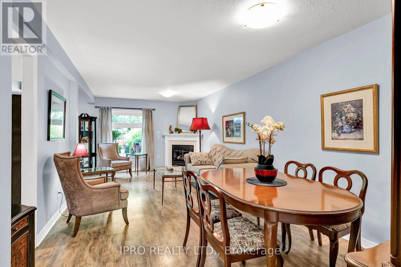 1259 Stephenson Drive, Burlington, Ontario  L7S 2B3 - Photo 4 - W12200732