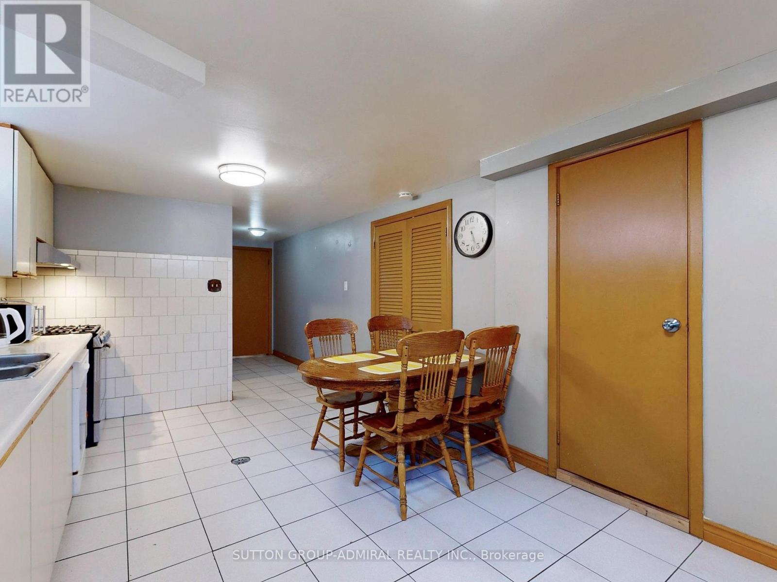 31 Charrington Crescent, Toronto, Ontario  M3L 2C3 - Photo 28 - W12200773