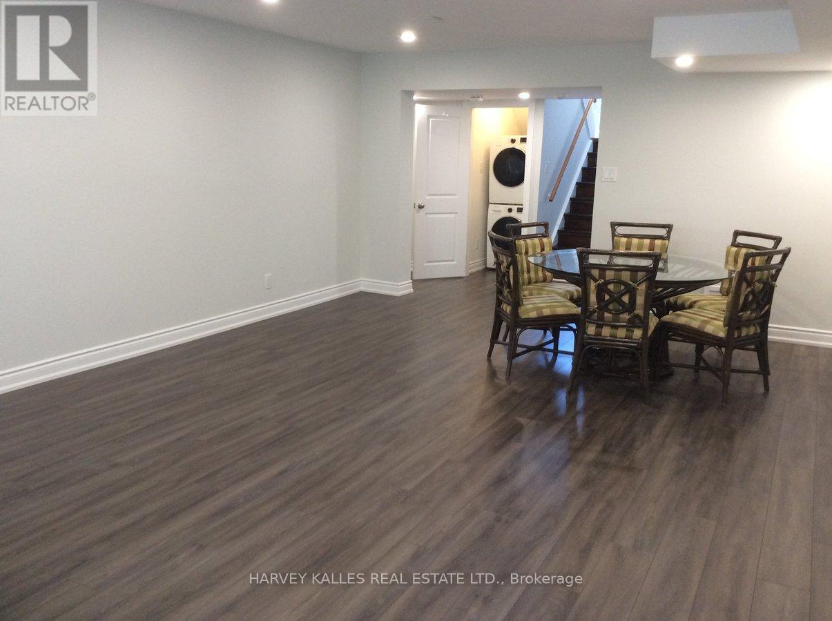 29 Lois Avenue, Toronto, Ontario  M6B 3K4 - Photo 34 - W12200774