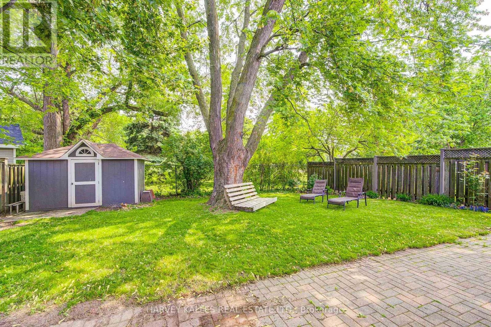 29 Lois Avenue, Toronto, Ontario  M6B 3K4 - Photo 47 - W12200774