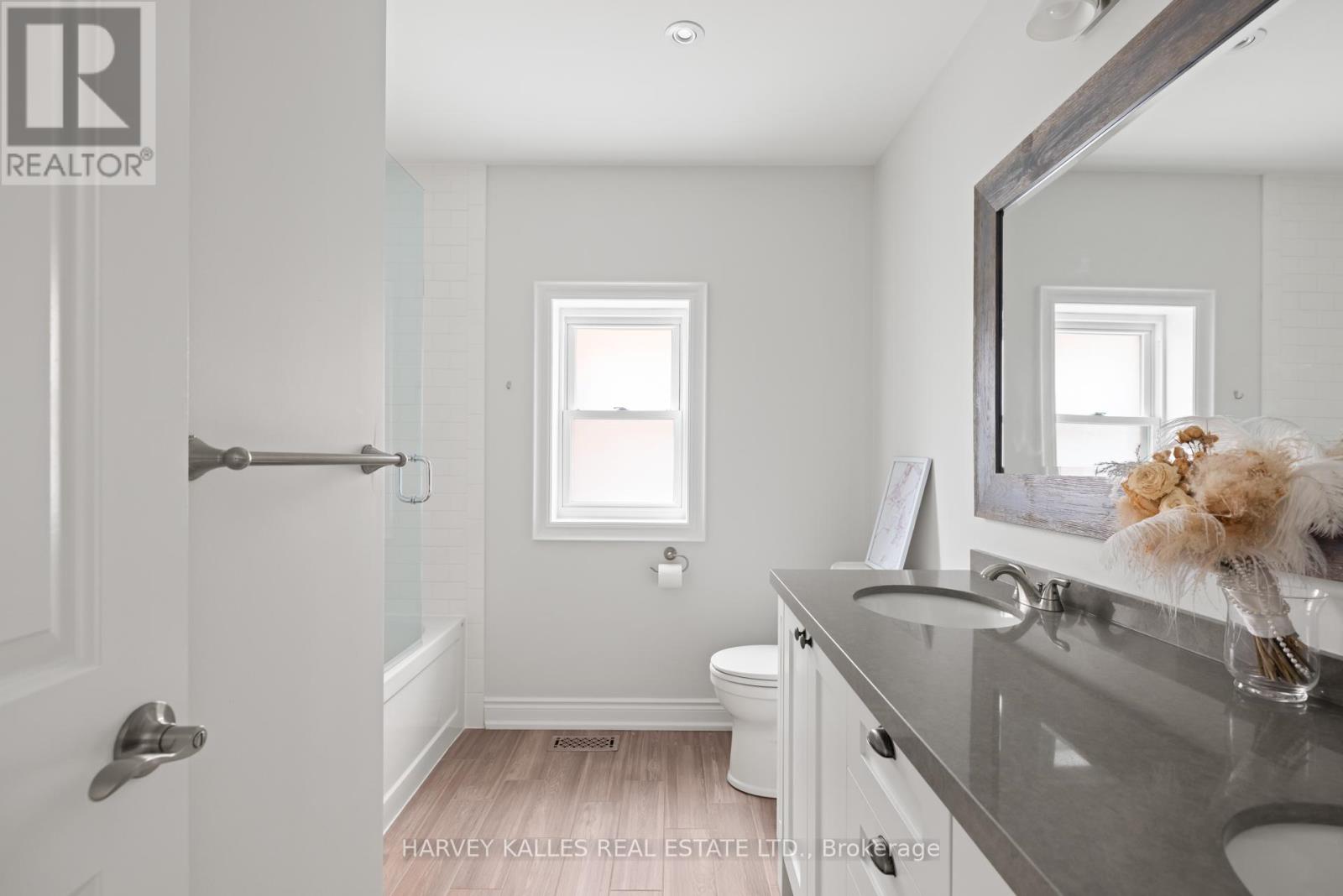 79 Pendrith Street, Toronto, Ontario  M6G 1R8 - Photo 15 - W12200791