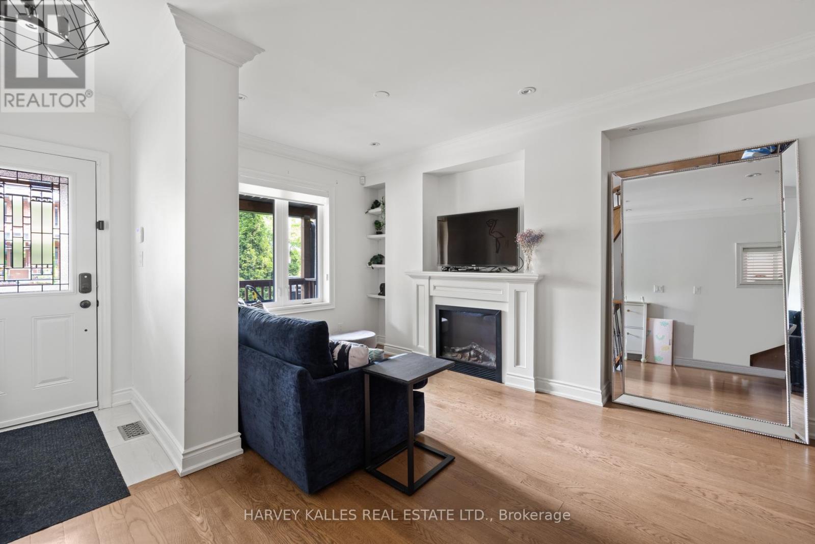 79 Pendrith Street, Toronto, Ontario  M6G 1R8 - Photo 2 - W12200791