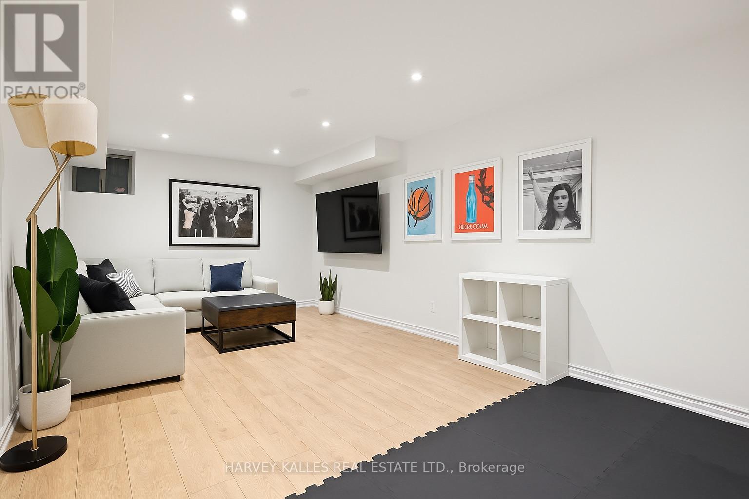 79 Pendrith Street, Toronto, Ontario  M6G 1R8 - Photo 27 - W12200791