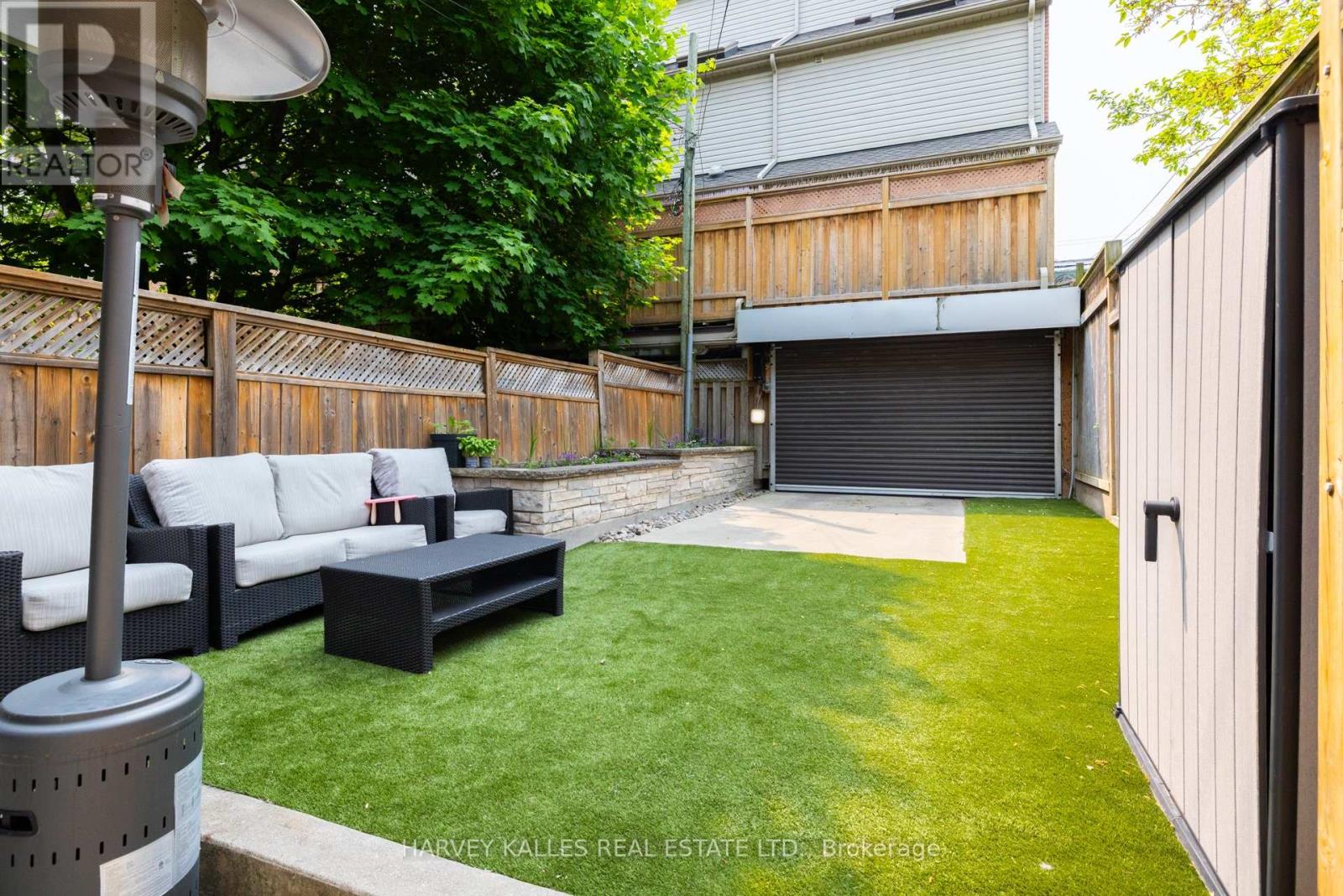 79 Pendrith Street, Toronto, Ontario  M6G 1R8 - Photo 29 - W12200791