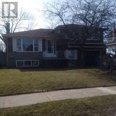 462 Scarsdale Crescent, Oakville, Ontario  L6W 3W7 - Photo 1 - W12200810