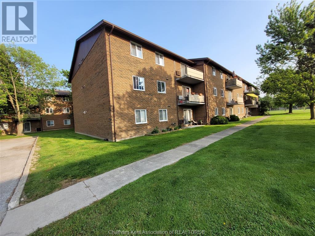 202 - 63 Baldoon Road, Chatham, Ontario N7L 1E2 - Photo 2 - 25014172