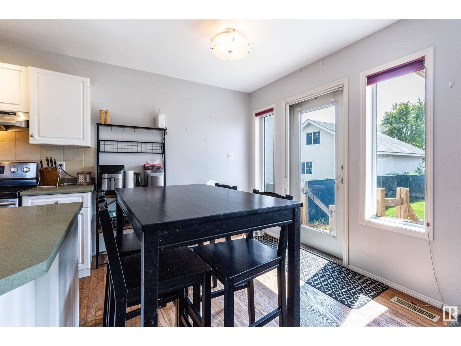 664 Glenwright Cr Nw, Edmonton, Alberta  T5T 6K5 - Photo 10 - E4440724