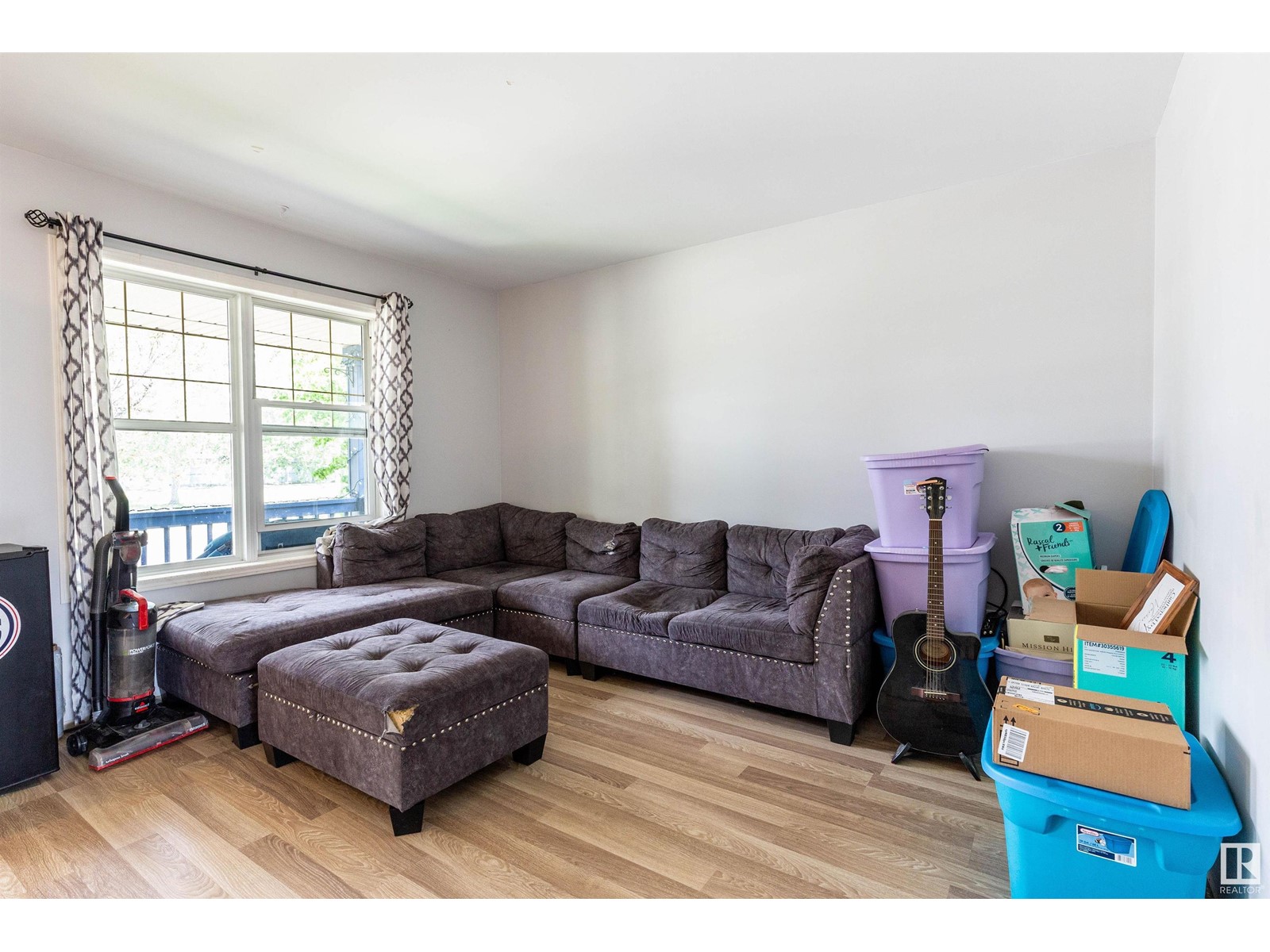 664 Glenwright Cr Nw, Edmonton, Alberta  T5T 6K5 - Photo 4 - E4440724