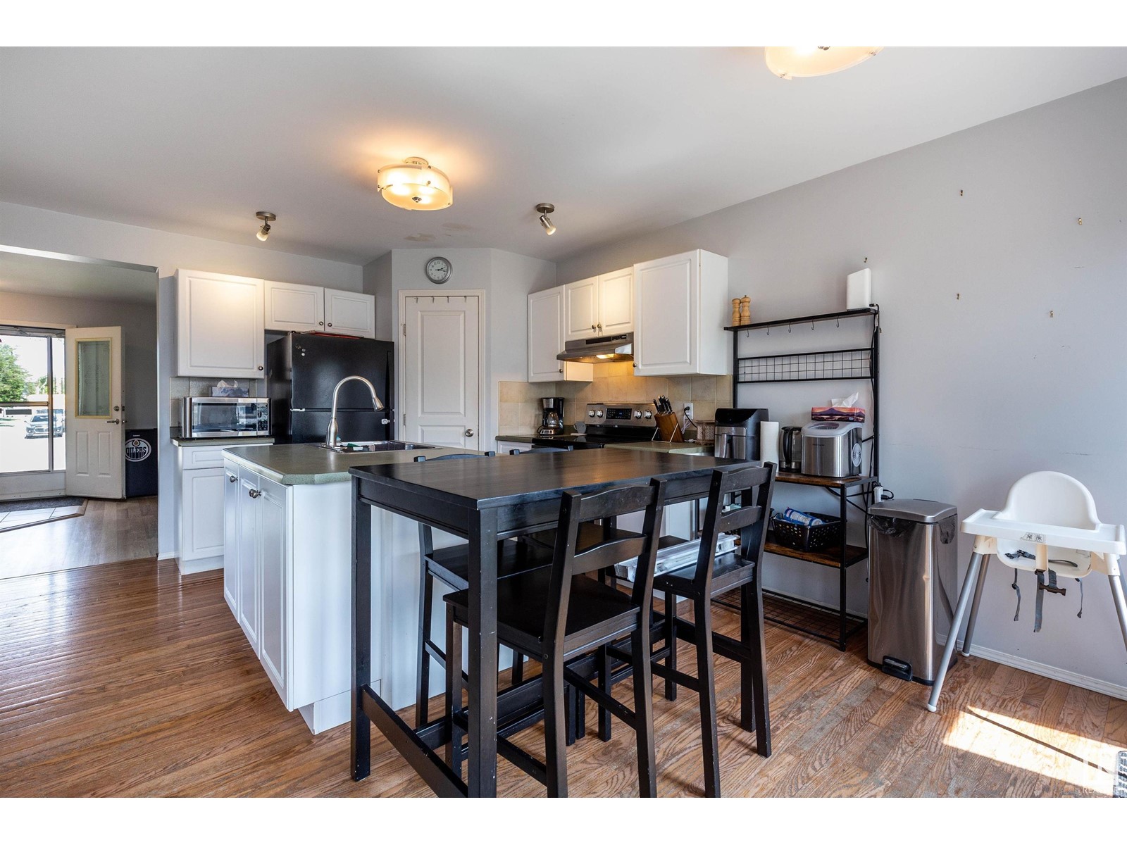 664 Glenwright Cr Nw, Edmonton, Alberta  T5T 6K5 - Photo 9 - E4440724