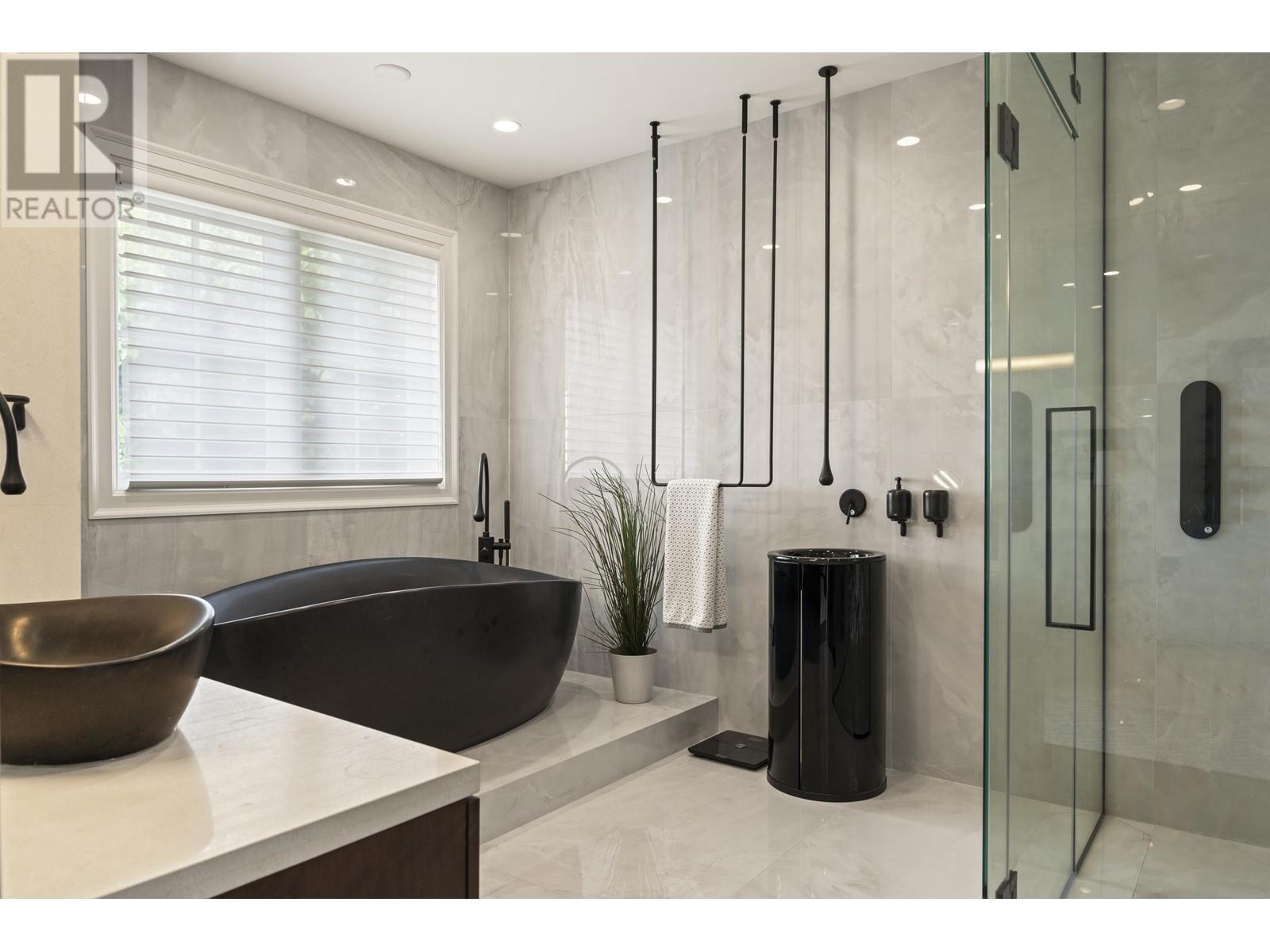 1075 Groveland Road, West Vancouver, British Columbia  V7S 1Z3 - Photo 24 - R3012163