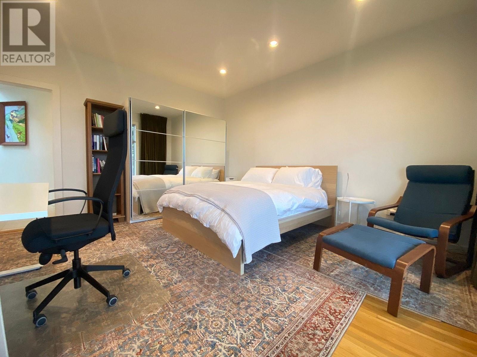 251 W 6th Street, North Vancouver, British Columbia  V7M 1K7 - Photo 19 - R3012175