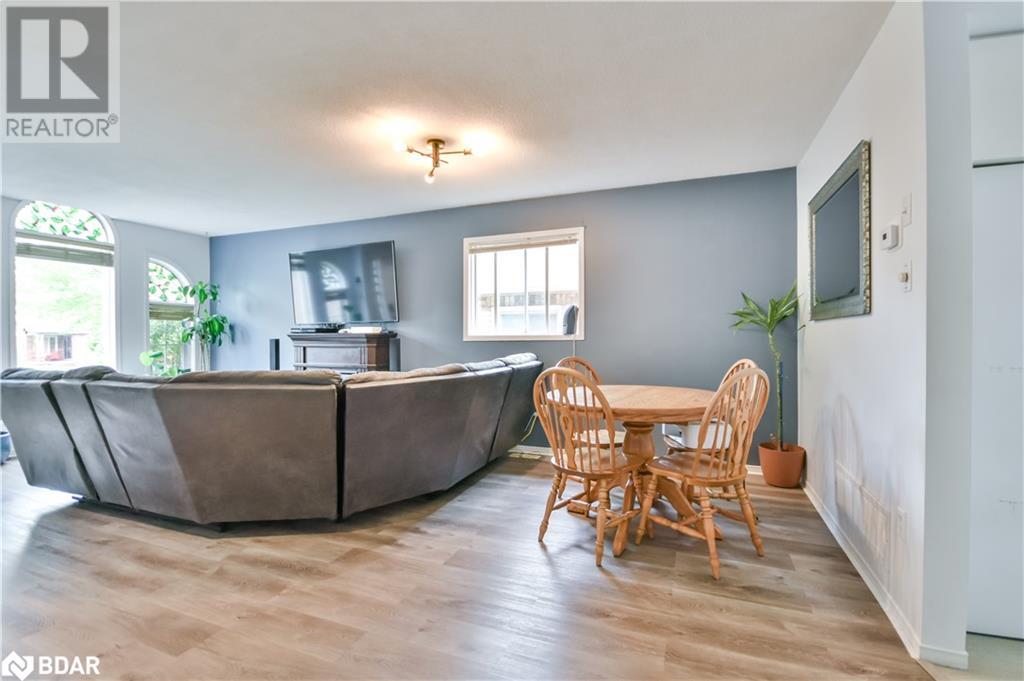 37 Nicholson Drive, Barrie, Ontario  L4N 8L7 - Photo 8 - 40738014
